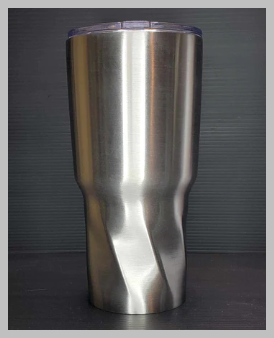 30 oz. Twisted Modern Curve w/Lid & Straw